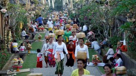 Cara Menikmati Bali Saat Galungan
