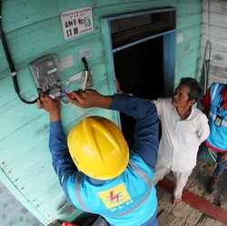 Banggar DPR Mau Hapus Listrik 450 VA, ESDM: Itu Sepihak!