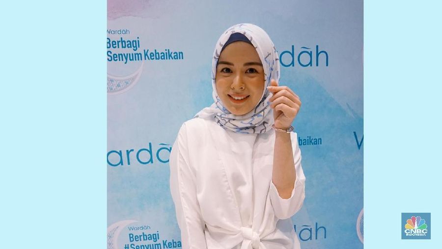Ayana Jihye Moon sempat tinggal di Malaysia sebelum akhirnya berlabuh di Jakarta.