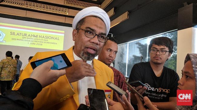 Ngabalin: Relawan #Jokowi2Periode Tidak Pernah Bikin Kacau