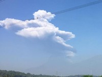 Foto: Gunung Merapi Kembali Erupsi