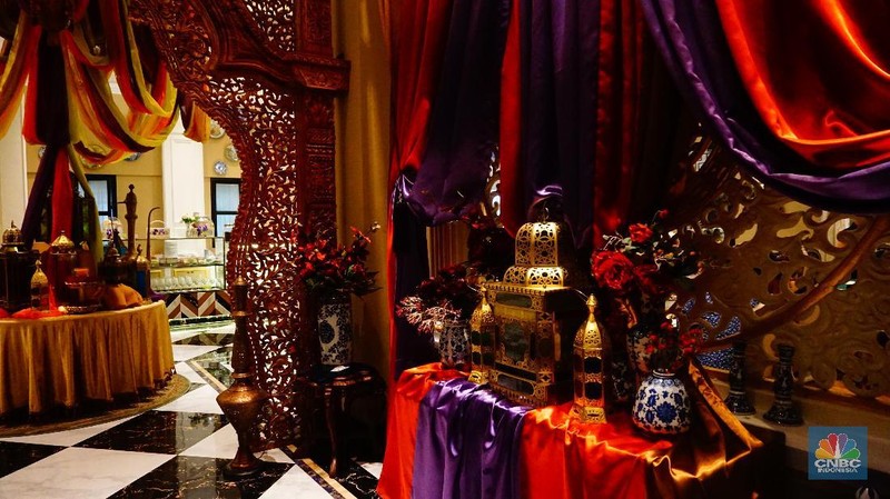 Eastern Opulance benar-benar menawarkan berbagai sajian makanan khas Indonesia dengan sentuhan Asia