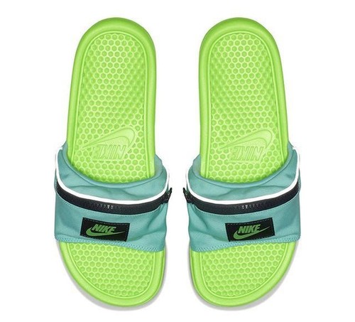 Nike Dikabarkan Segera Rilis Sandal Fanny Pack, Yay or Nay?