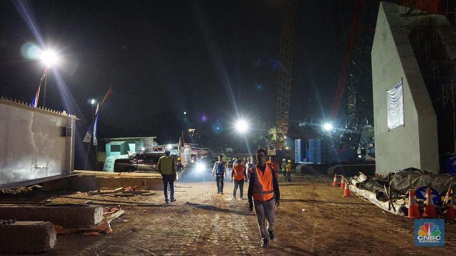Jembatan Kalikuto di ruas jalan tol Batang - Semarang ditargetkan bisa mulai digunakan secara fungsional pada H-2 Lebaran 2018.