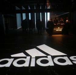 Adidas PHK Massal Ratusan Karyawan di Kantor Pusat, Ini Biang Keroknya