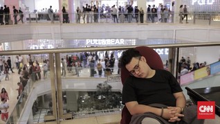 Tertidur di Kursi Pijat, Pria Jepang Terkunci di Mal