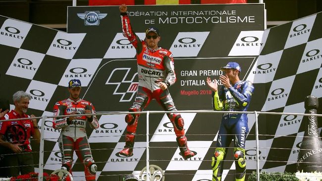 Stoner Anggap Rossi Lebih Buruk dari Lorenzo