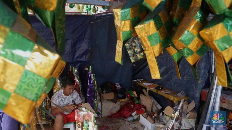 Harga untuk sebuah parsel dibandrol dari harga Rp 350 ribu hingga Rp 1.000.000 tergantung isi, ukuran dan model parselnya