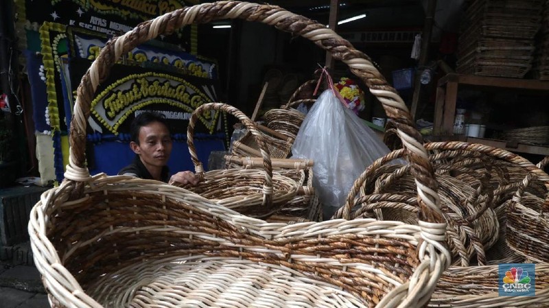 Harga untuk sebuah parsel dibandrol dari harga Rp 350 ribu hingga Rp 1.000.000 tergantung isi, ukuran dan model parselnya