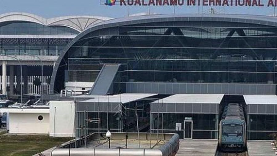 PT Angkasa Pura II menawarkan dua paket investasi pengembangan Bandara Kualanamu.