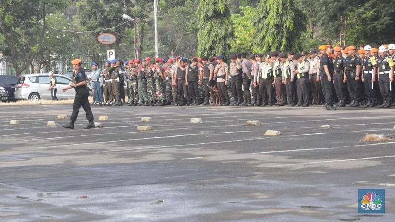 Menteri Perhubungan berharap penyelenggaraan angkutan lebaran ini dapat berjalan dengan selamat, aman, dan nyaman.