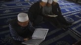 Masjid Najiahu banyak dikunjungi jemaah saat salat Jumat dan selama bulan Ramadan.