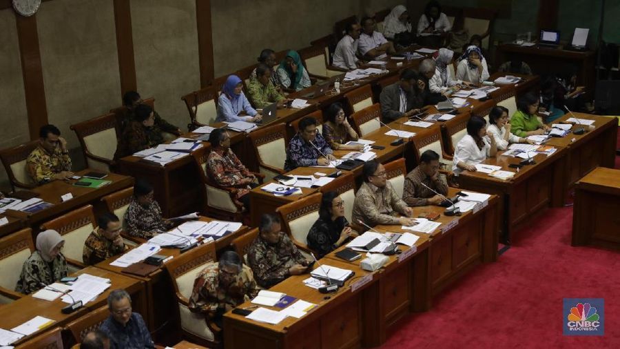 DPR memberikan restu bagi pemerintah untuk menyusun Rancangan Anggaran Pendapatan dan Belanja Negara (RAPBN) di tahun politik.