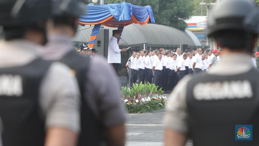 Menteri Perhubungan berharap penyelenggaraan angkutan lebaran ini dapat berjalan dengan selamat, aman, dan nyaman.