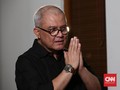 Hijrah Itang Yunasz ke Busana Muslim dan Tanah Abang