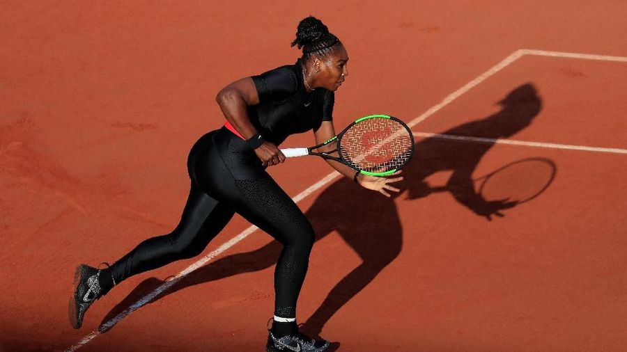 Tennis - French Open - Roland Garros, Paris, France - June 2, 2018 Serena Williams of the U.S. in action during her third round match against Germany's Julia Goerges REUTERS/Gonzalo Fuentes