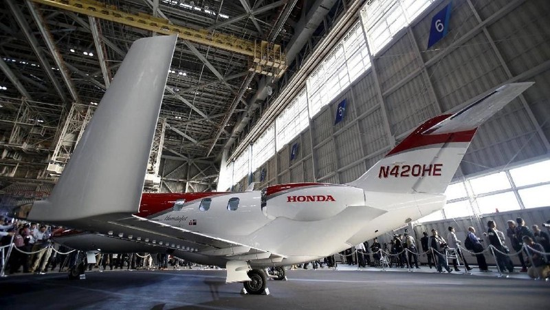 Honda akan mulai menjual Pesawat jet yang berkapasitas enam tempat duduk tersebut di Jepang tahun depan.