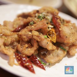 Makan Makanan Pedas Bisa Obati Batuk-Pilek? Ini Penjelasannya