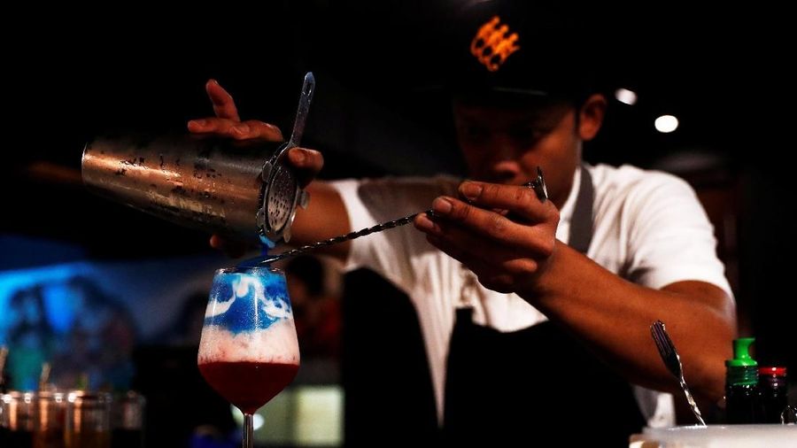 Asia adalah rumah bagi beberapa kehidupan malam terbaik, dan daftar bar terbaik di dunia yang paling baru memberi pengakuan tersebut.