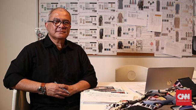 Koleksi Itang Yunasz Jadi Ikon di Pameran Busana Muslim AS