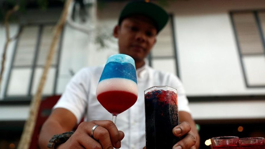 Minuman khusus itu akan ditawarkan kepada pengunjung bar mulai pekan ini.