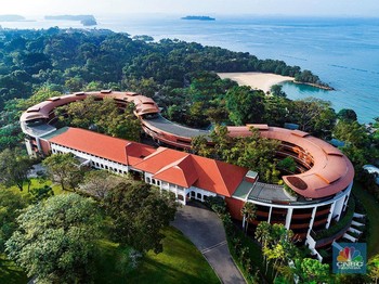 Melihat Capella Hotel, Lokasi Pertemuan Trump-Kim