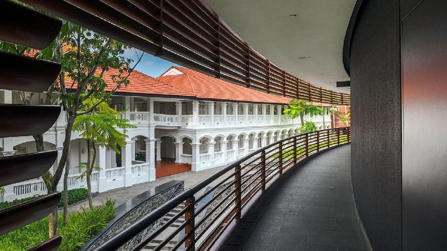 Hotel Capella tersembunyi di sudut Pulau Sentosa.
