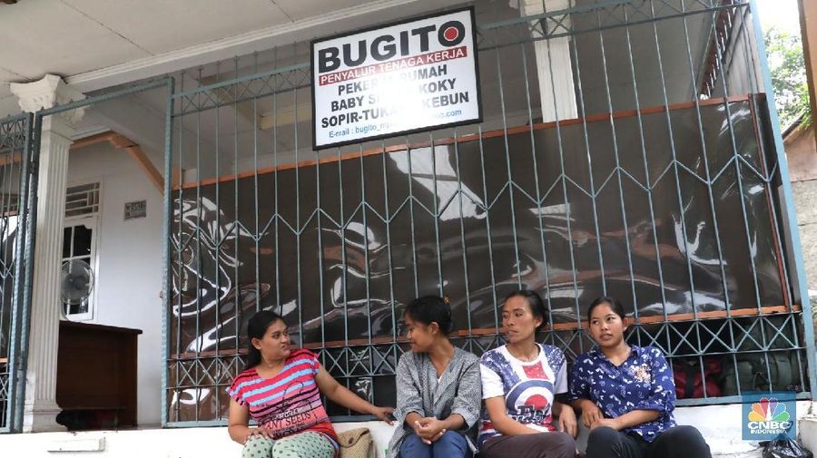 Tak ada yang menyangka, pekerja imigran asal Indonesia masih menjadi pahlawan devisa bagi bumi pertiwi.