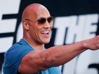 Dwayne Johnson, Korban Gusuran yang Jadi Bintang Papan Atas