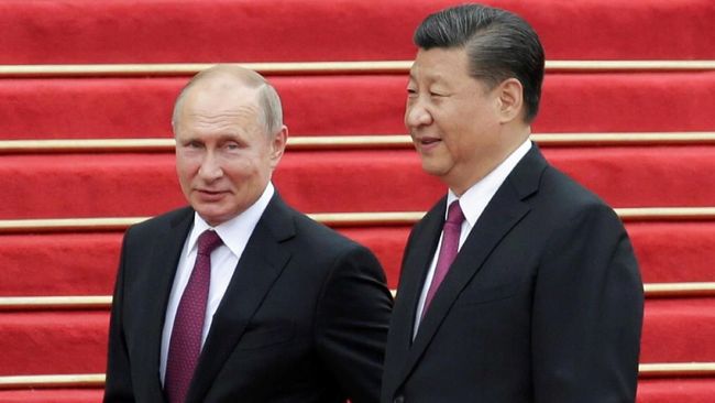 Putin Klaim Rusia-China Sepakat Kurangi Penggunaan Dolar AS