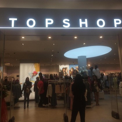 Kemeja Hingga Jaket Denim Diskon di Topshop Sampai 50% Kemeja Hingga Jaket Denim Diskon di Topshop Sampai 50%