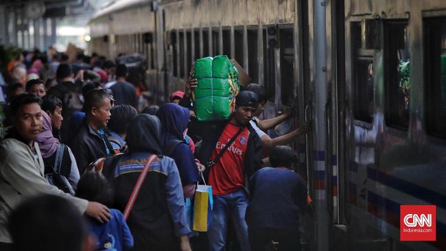 Kemenhub Kaji Penetapan Tarif Batas Atas dan Bawah Kereta Api
