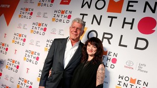 Asia Argento Sebut Anthony Bourdain Juga Berselingkuh