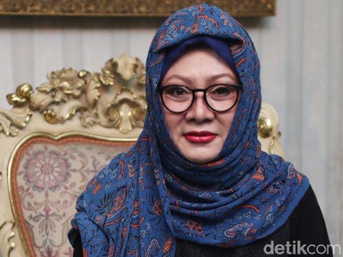 Rahasia Awet Ayu dan Bugar Tutut Soeharto Rahasia Awet Ayu dan Bugar Tutut Soeharto
