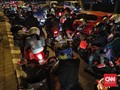 Kalimalang Macet Parah Imbas <i>One Way</i> Tol Cikampek