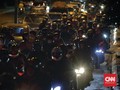 Mengantuk, Pemudik Motor Pilih Menginap di SPBU