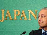 Mahathir Ingin Bikin Mobil Nasional Malaysia Selain Proton