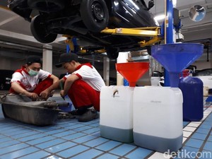 Biaya Kuras Tangki Bensin Mobil di Bengkel Resmi