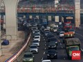 Kedewasaan Berpolitik dan Perang Spanduk di Tol saat Mudik