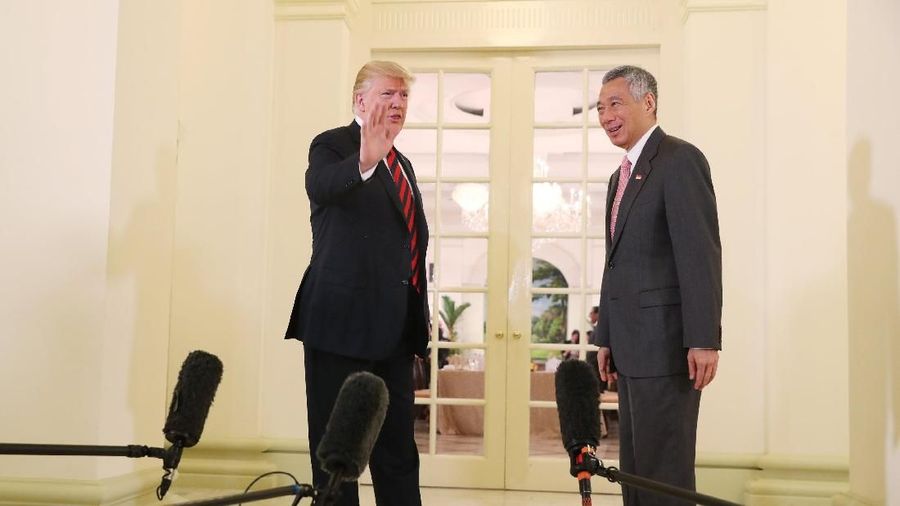 Menu makan siang pada salina pertemuan Trump dan Lee berupa Lobster bisque, beef tenderloin, dan es krim.