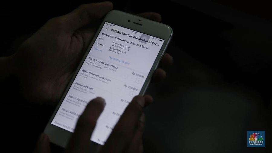 Tren membayar zakat secara digital sudah terasa setahun belakangan ini.