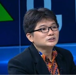 Problem Fluktuasi Rupiah Berhulu hingga Manufaktur