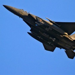 Serangan Udara Bombardir Lagi Suriah Timur, 26 Tewas