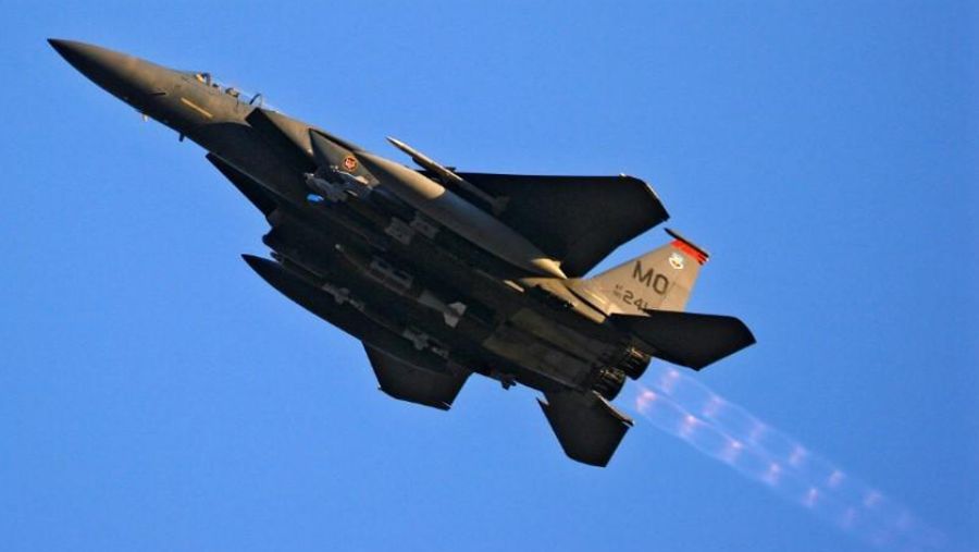Pesawat Jet Tempur F-15