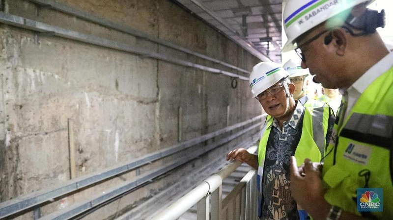 MRT fase I menghubungkan Lebak Bulus hingga Bundaran HI saat ini progres konstruksi dari proyek itu sudah mencapai 94,19%.