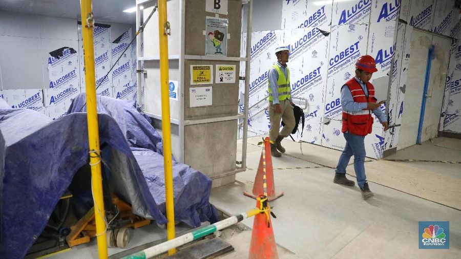 MRT fase I menghubungkan Lebak Bulus hingga Bundaran HI saat ini progres konstruksi dari proyek itu sudah mencapai 94,19%.