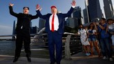 Di antaranya adalah kedua negara sepakat bekerja sama menuju denuklirisasi kawasan dan memulai langkah memperbaiki hubungan. (REUTERS/Edgar Su)