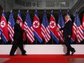 FOTO: Pertemuan Bersejarah Donald Trump dan Kim Jong-un