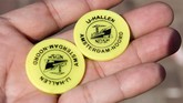 Untuk masuk ke pasar loak ini dipungut bayaran sebesar €5 (dewasa) dan €2 (anak-anak). Sementara para penjualnya dikenakan bayaran sebesar €31 untuk stan sepanjang 4 meter dan jika memilih lokasi di hook dikenakan bayaran sebesar €37 dengan panjang stan yang sama.