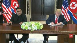 VIDEO: Trump-Kim Tanda Tangan Dokumen Bersejarah AS-Korut